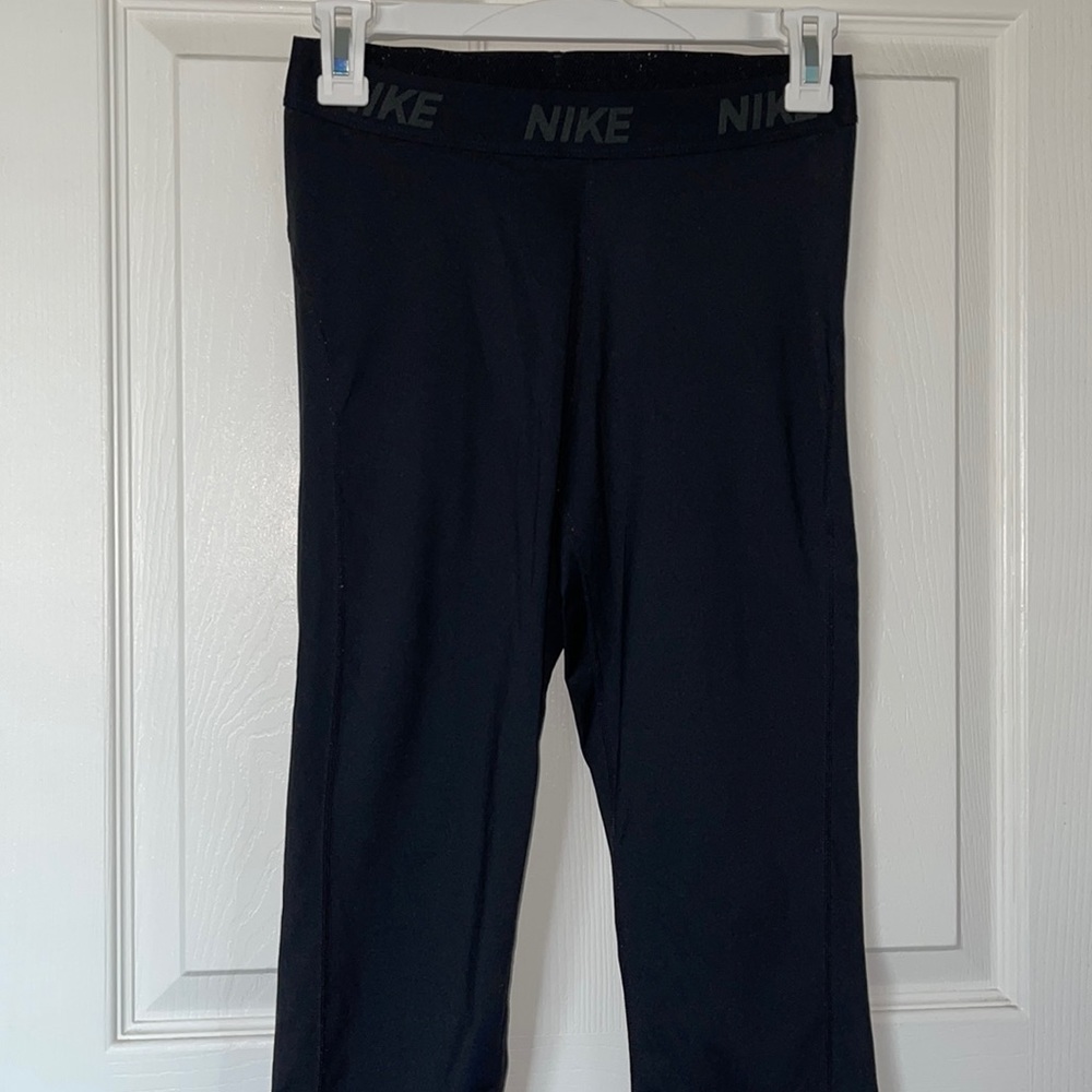 Nike Dri-Fit cropped leggings